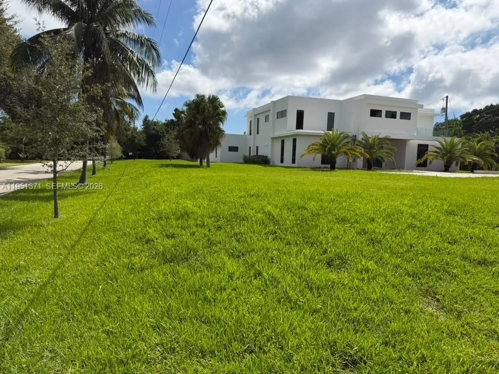Property photo 40