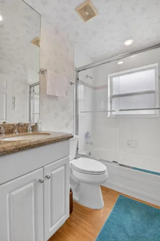 2nd Bathroom