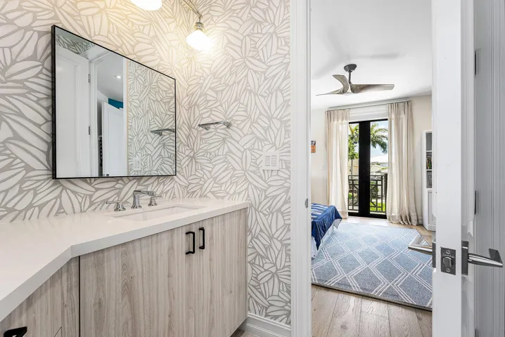Bedroom Suite 4 Private Bath