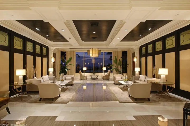 GLORIOUS RITZ CARLTON,SINGER ISLAND