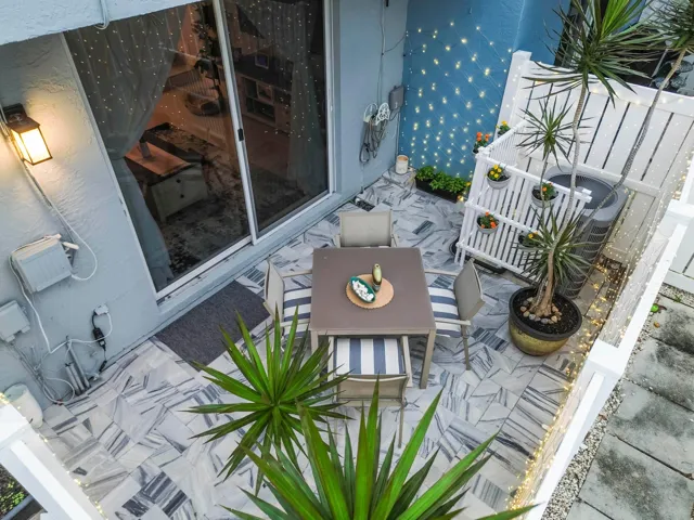 Marble tile