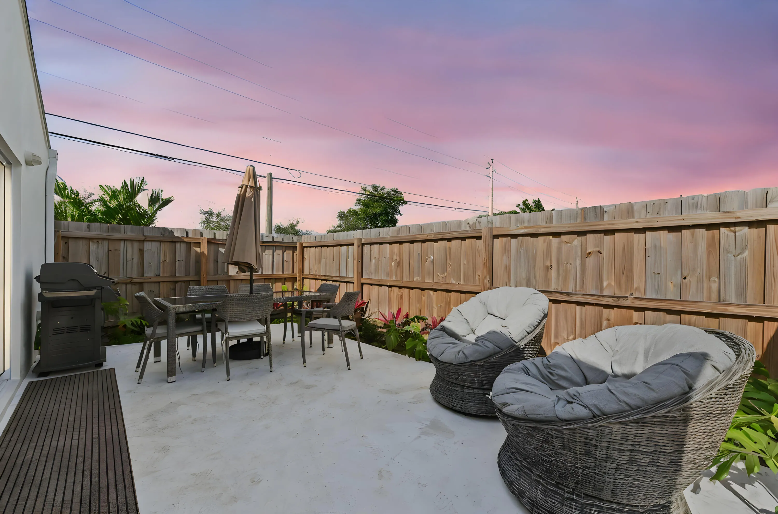 37-Patio-BBQ-Area-01_TW
