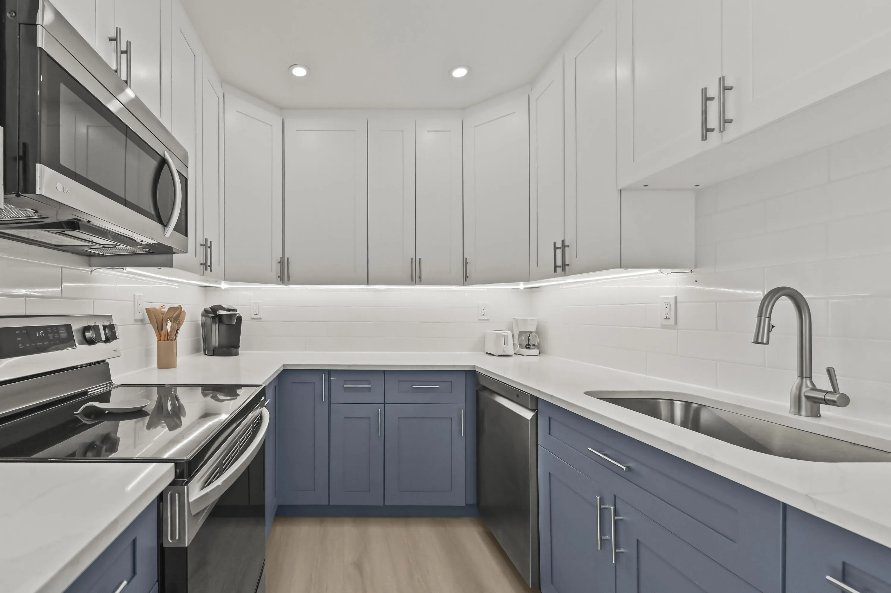 19 Kitchen 03
