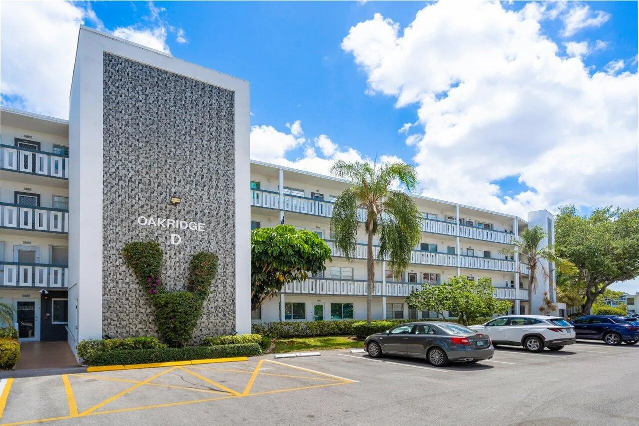 002-3024OakridgeD-DeerfieldBeach-FL-3344
