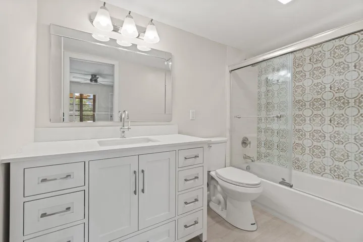 046-3024OakridgeD-DeerfieldBeach-FL-3344
