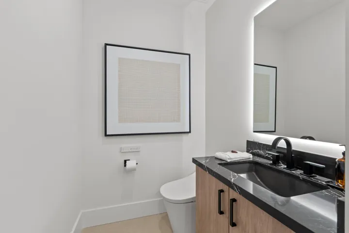 POWDER_ROOM_DT