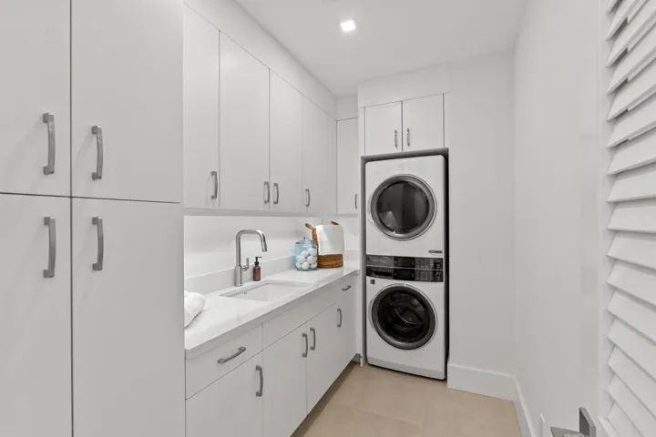 LAUNDRY_DT