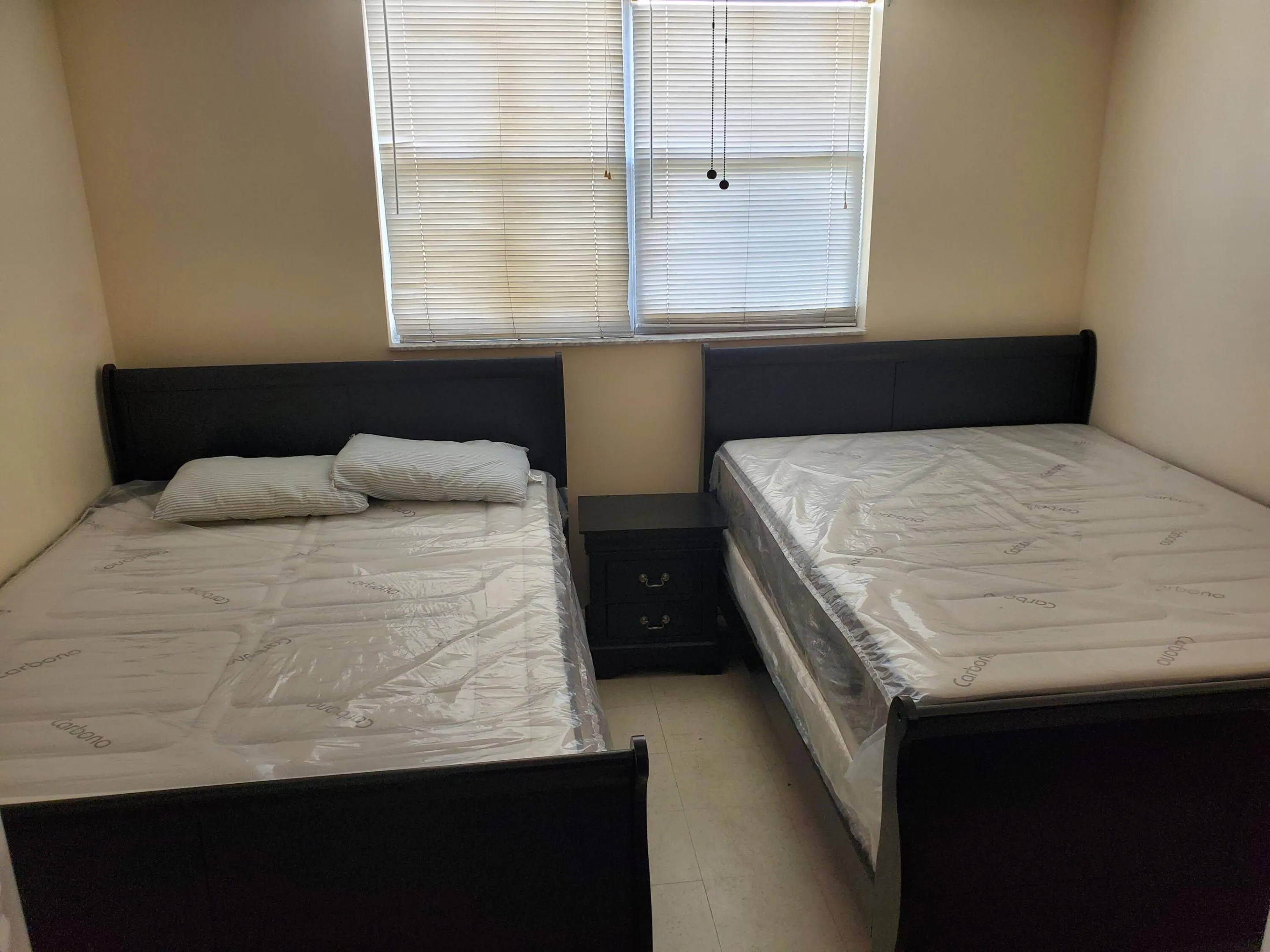 Bed room 2 (2)