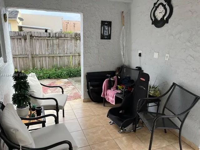 Photo 30