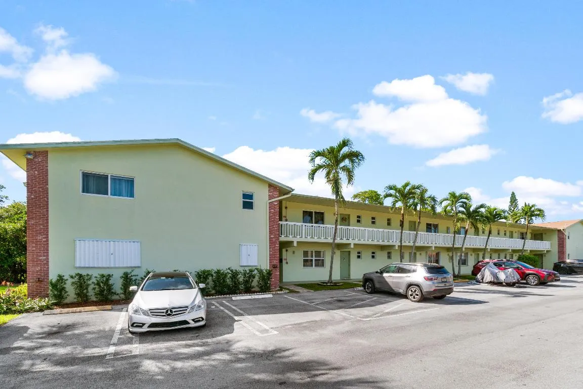 001-658Northeast6thCourt-BoyntonBeach-FL