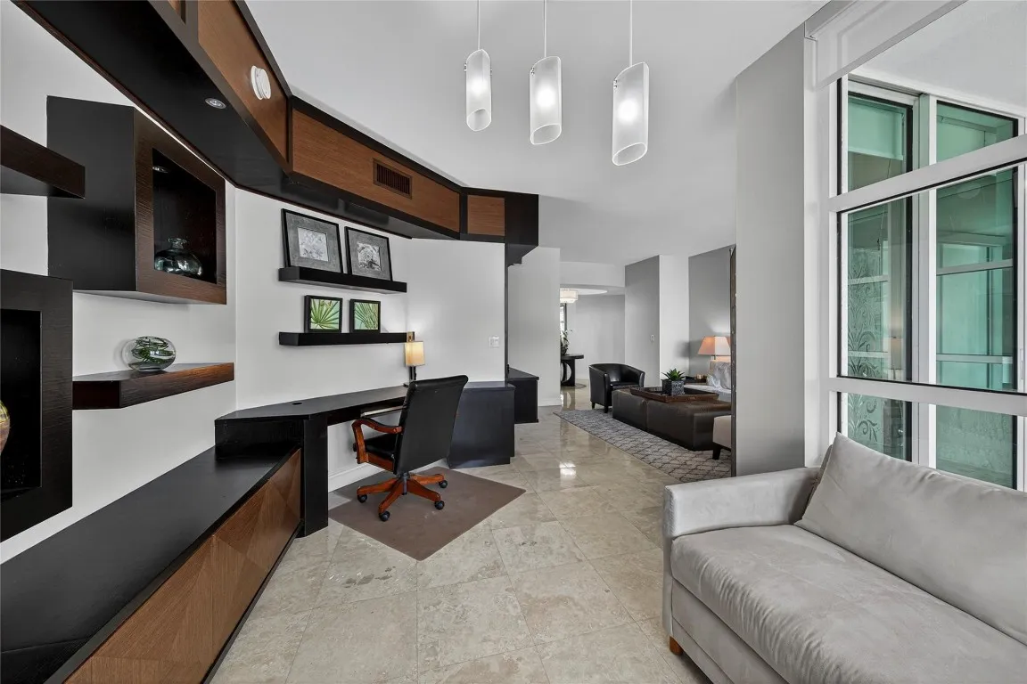 or could be a 3rd bedroom