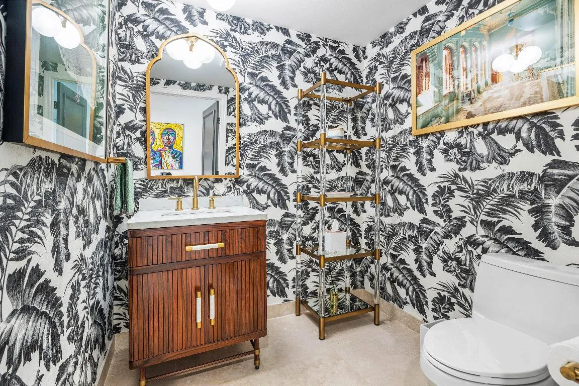 Powder Room