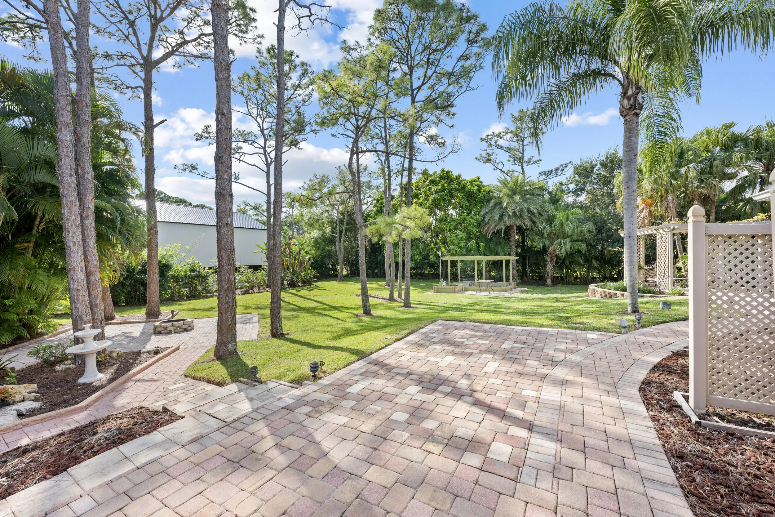Property photo 37