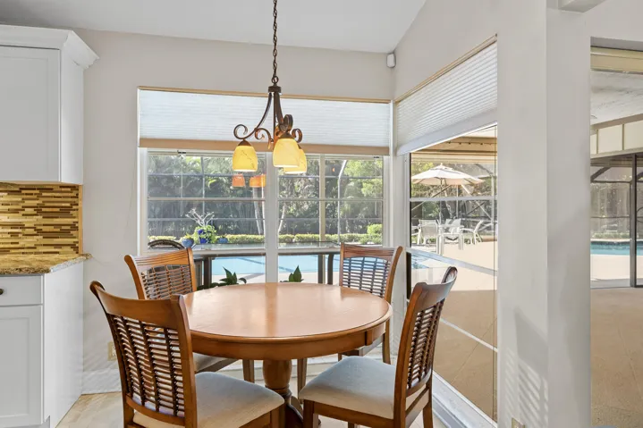 EAT IN KITCHEN AREA