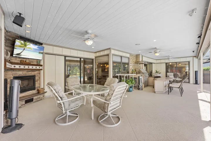 OUTDOOR PATIO