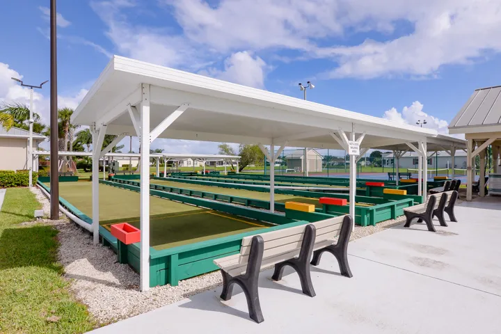 Savanna Club (16)