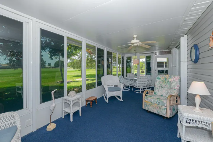 Enclosed lanai