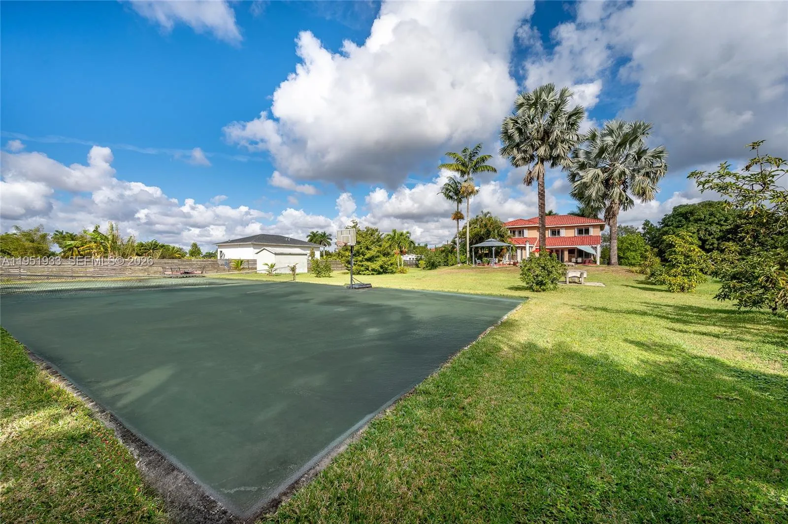 Property photo 35