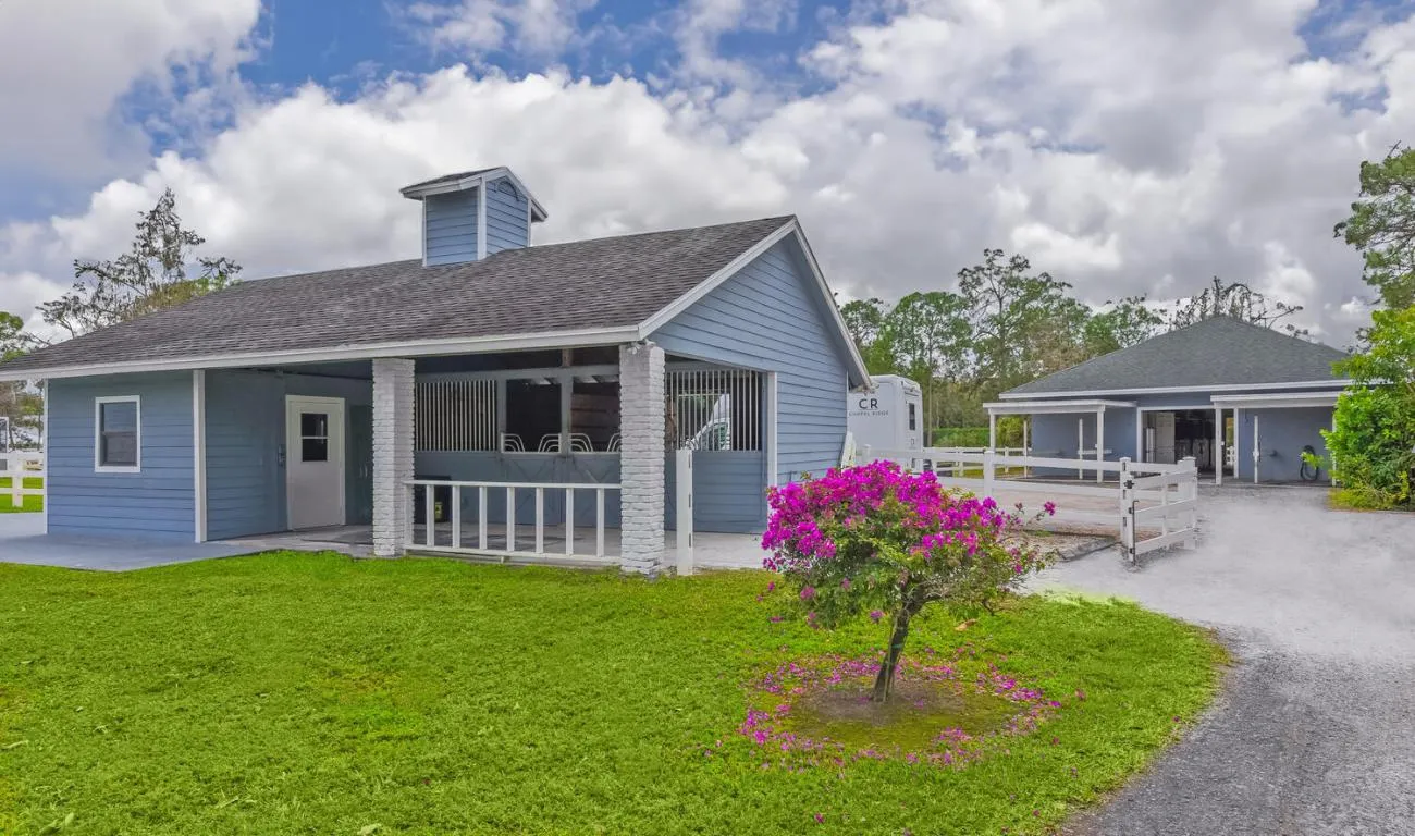1401 Pelham Rd Wellington FL-large-035-0
