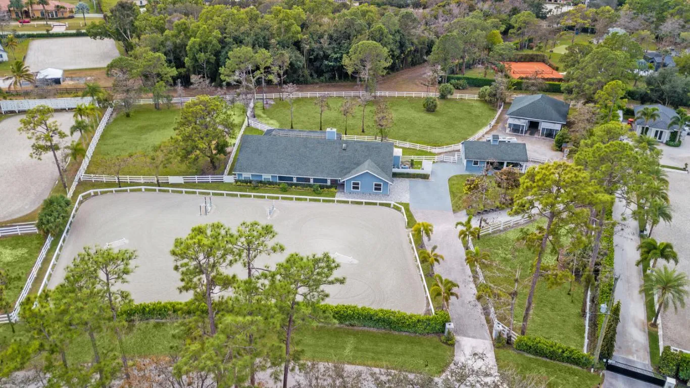 1401 Pelham Rd Wellington FL-large-042-0