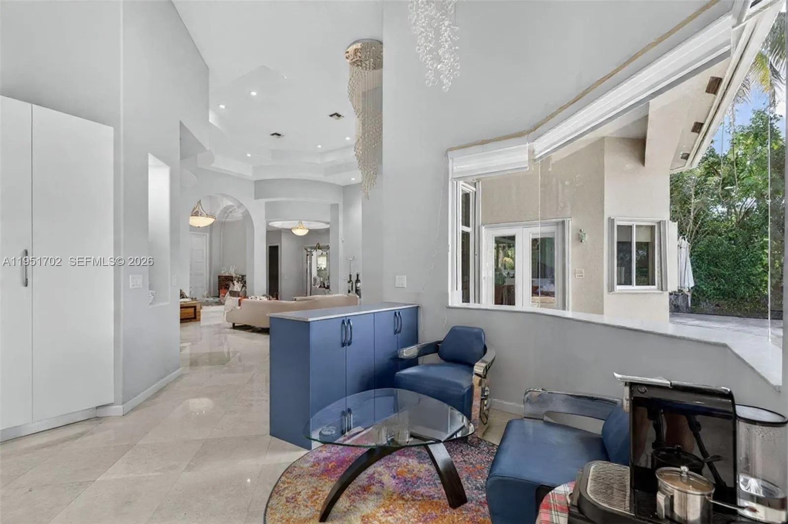 or coffee/tea area