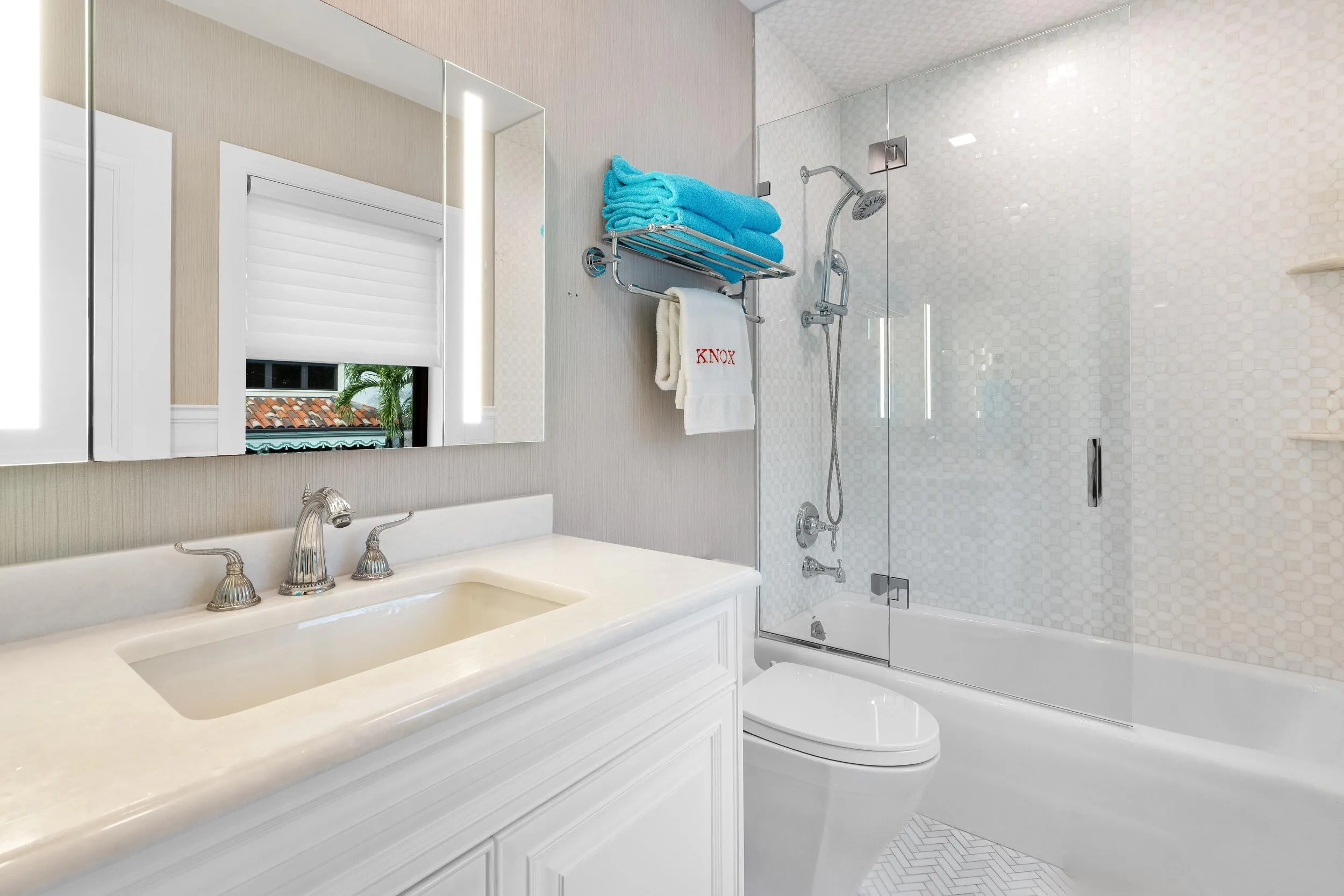 Guest bath 2