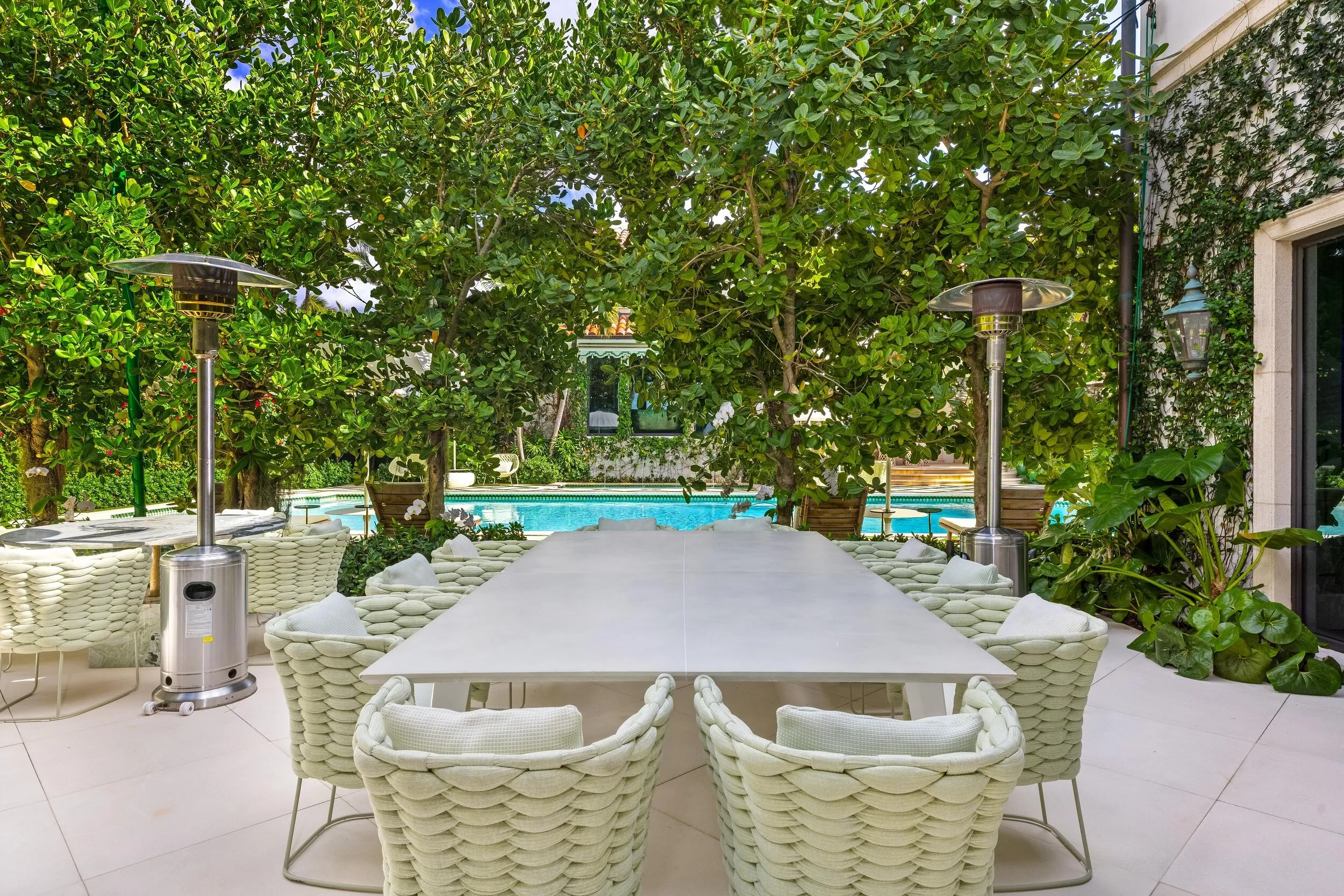 Patio 10