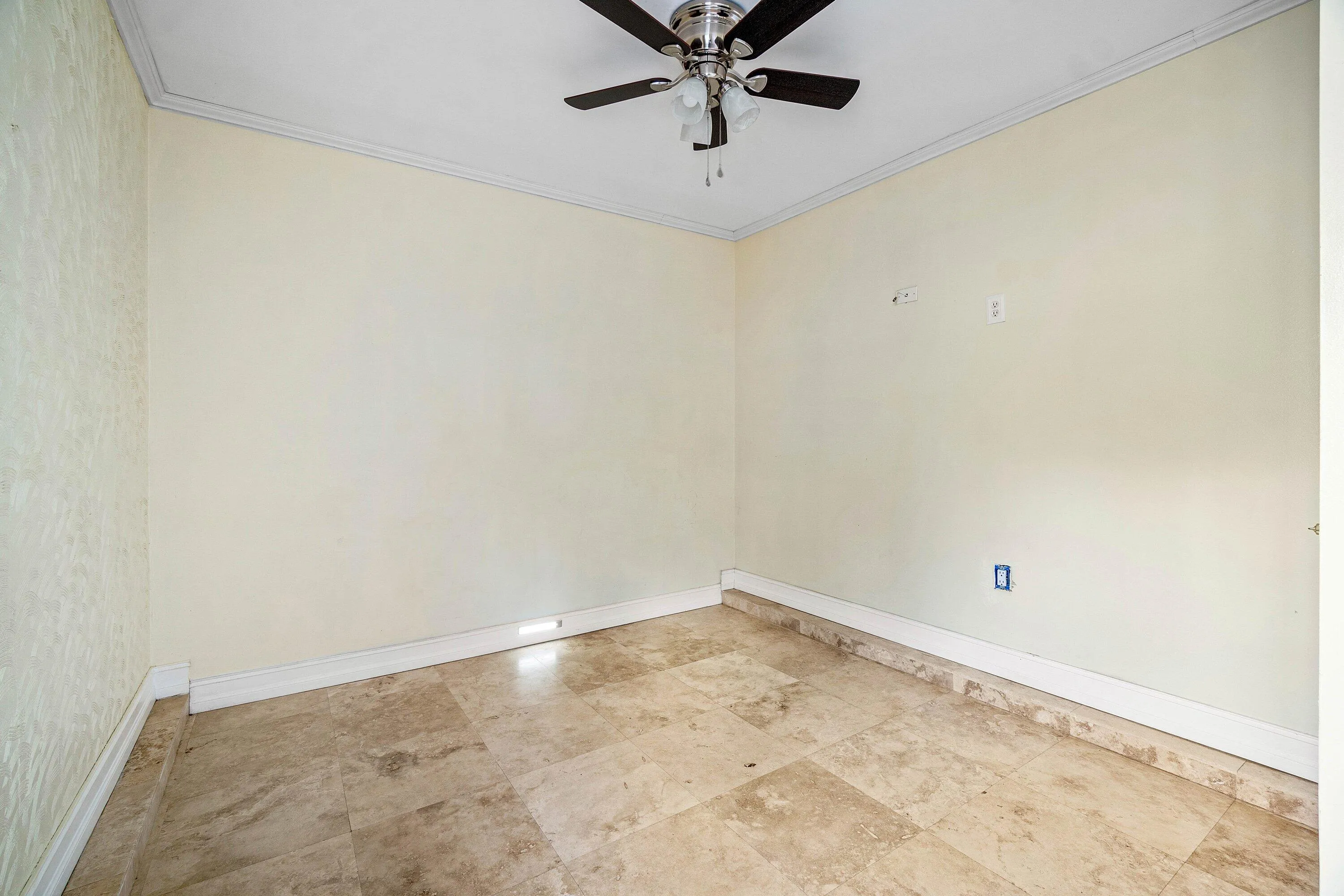 3rd bedroom/office (conversion)