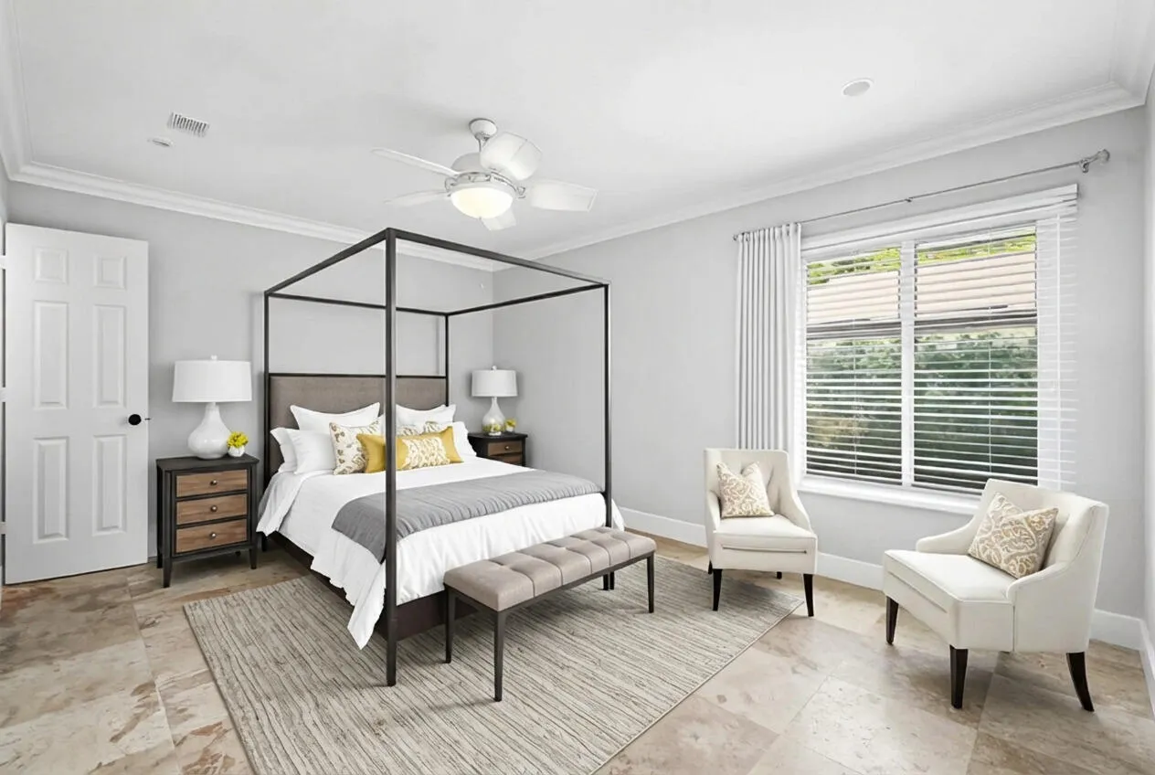 Primary Bedroom w/wall closet on oposing side. VIRTUALLY STAGED