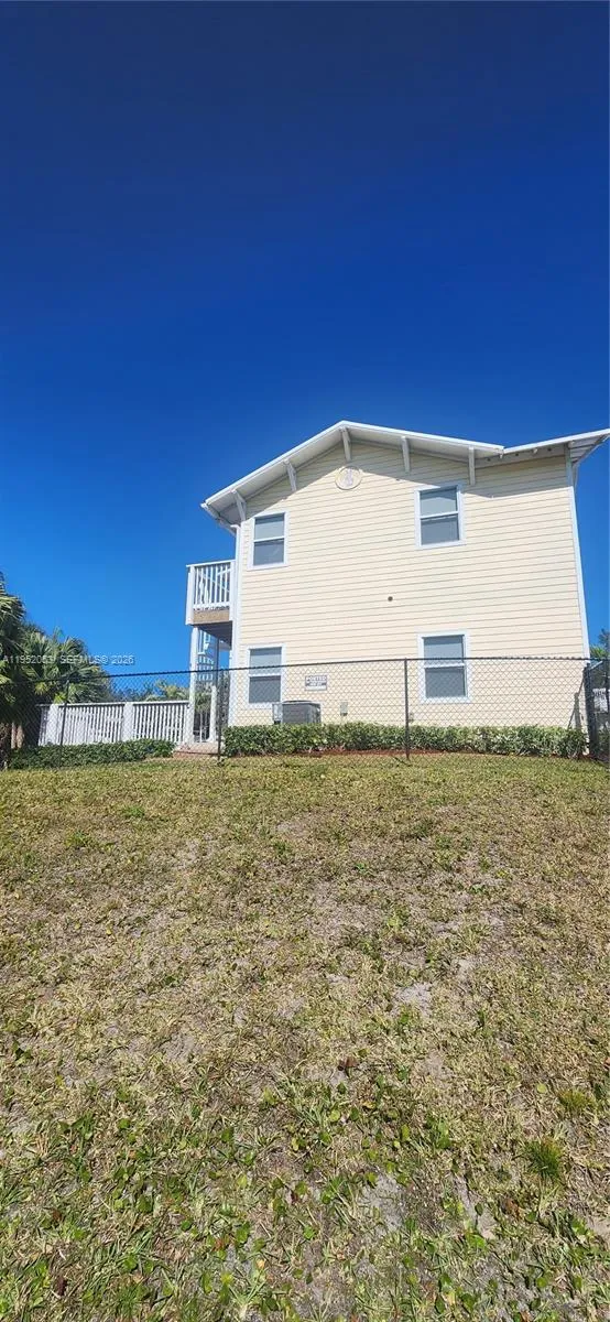 Property photo 35
