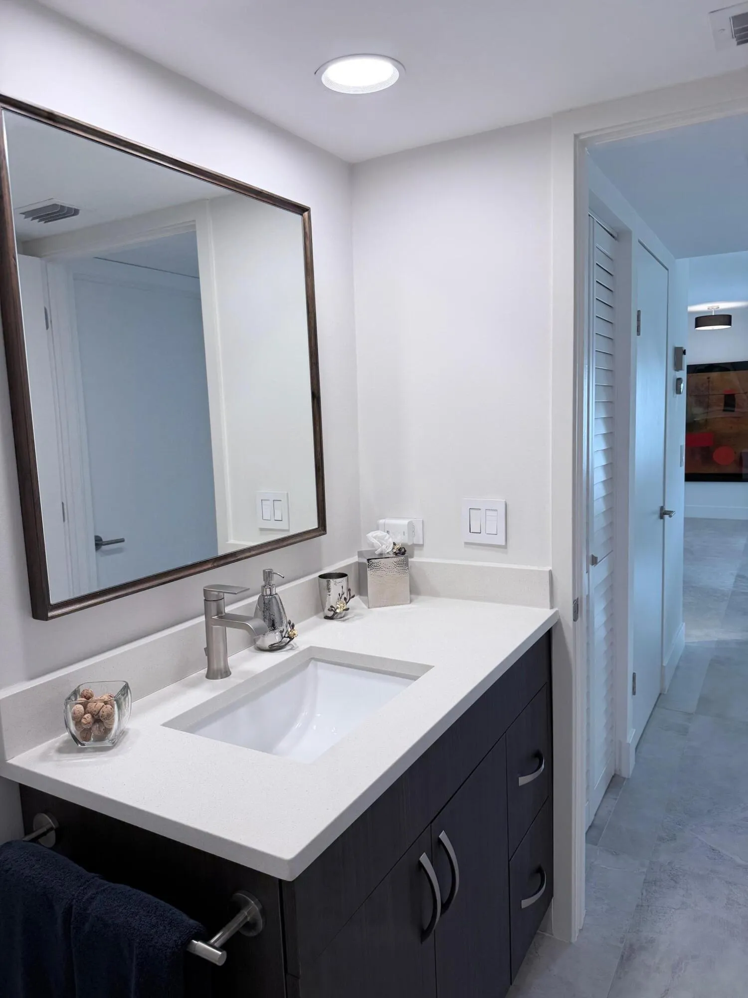 GUEST BATH