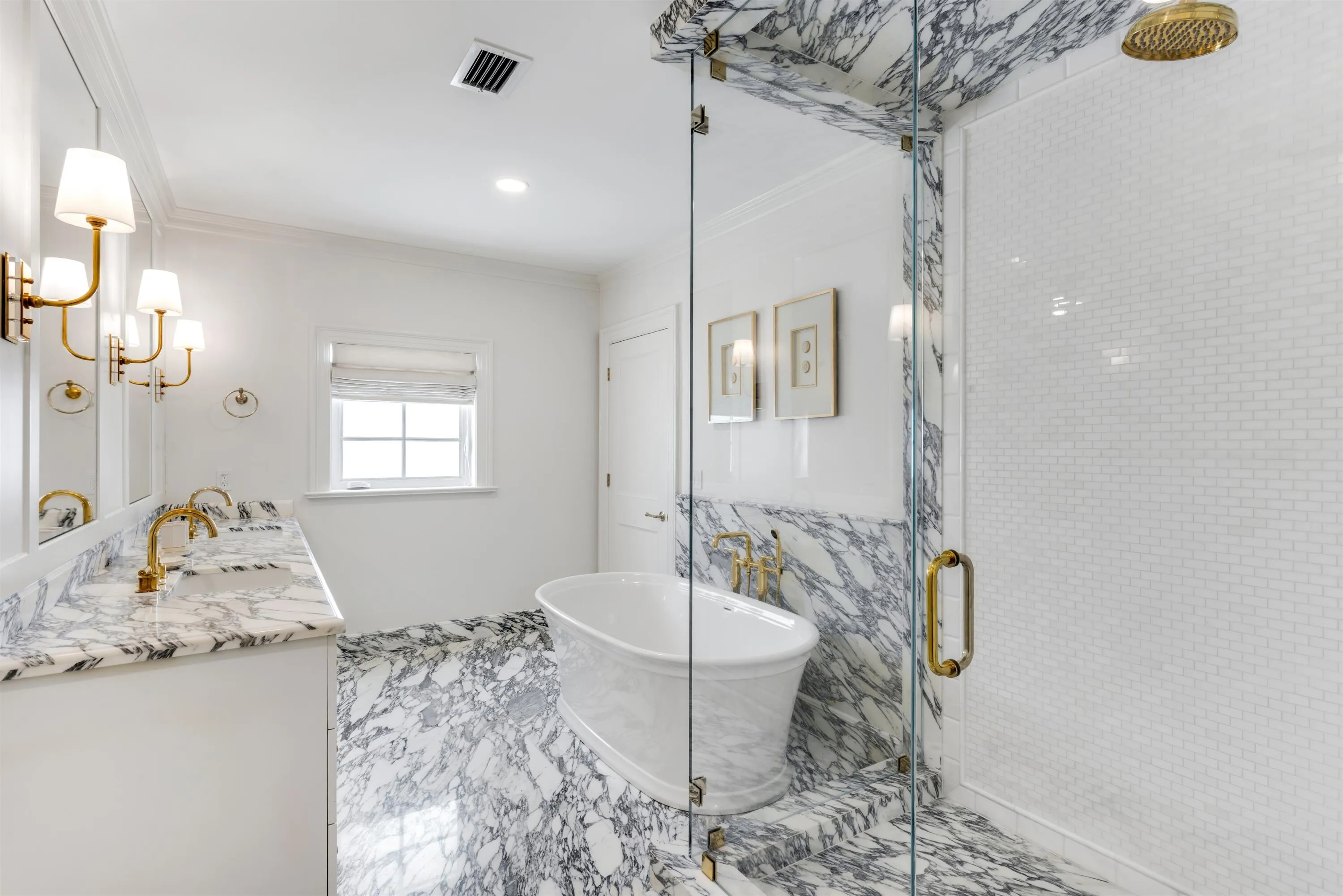 PRIMARY_BATHROOM_EB