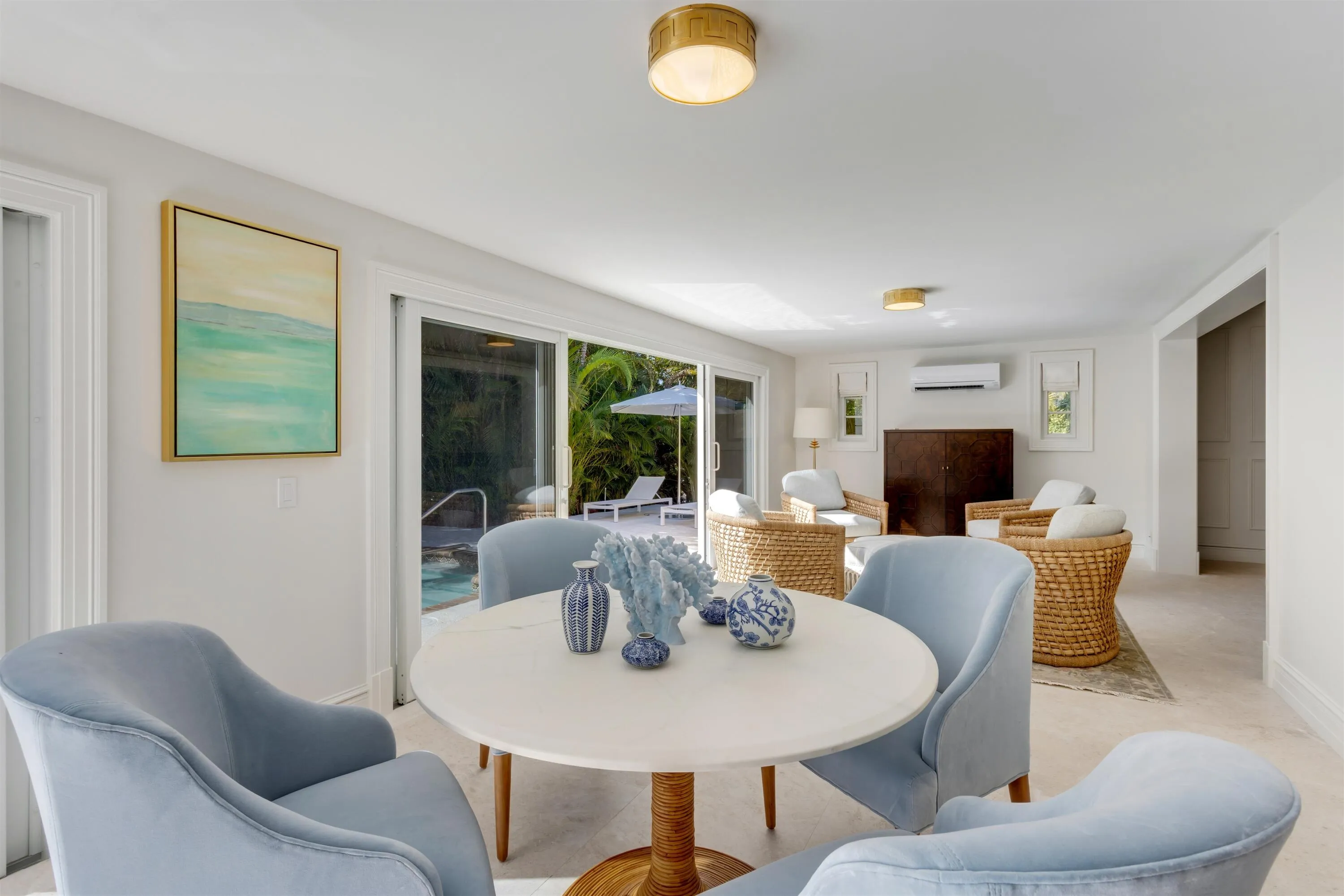 SUNROOM_DINING_EB