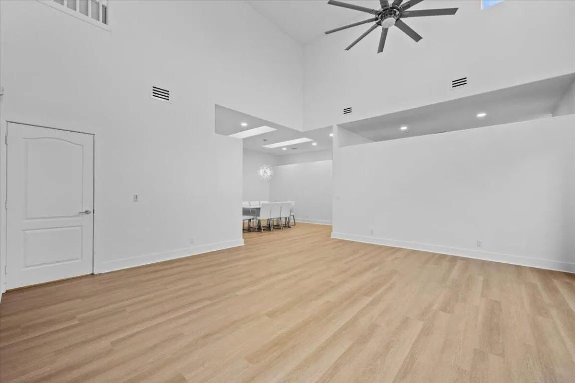 Formal Sitting Area