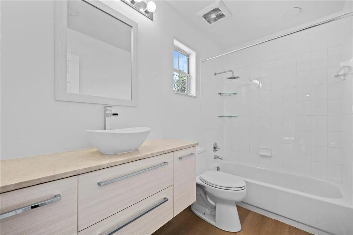 Bathroom 3 - Upper Level