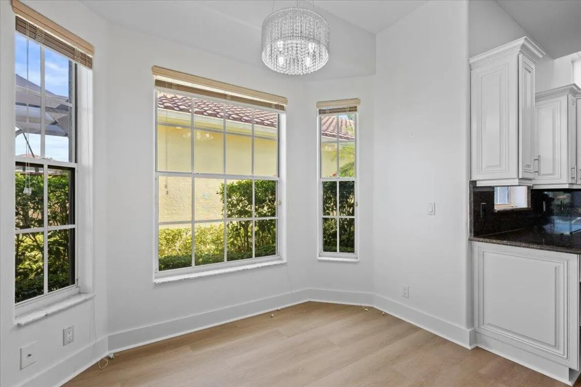 Breakfast Nook