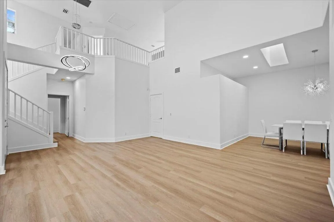 Open Entertainment Space