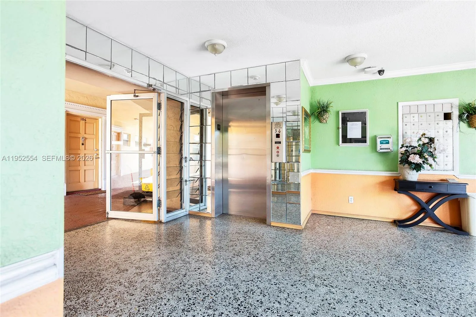 VISITOR LOBBY