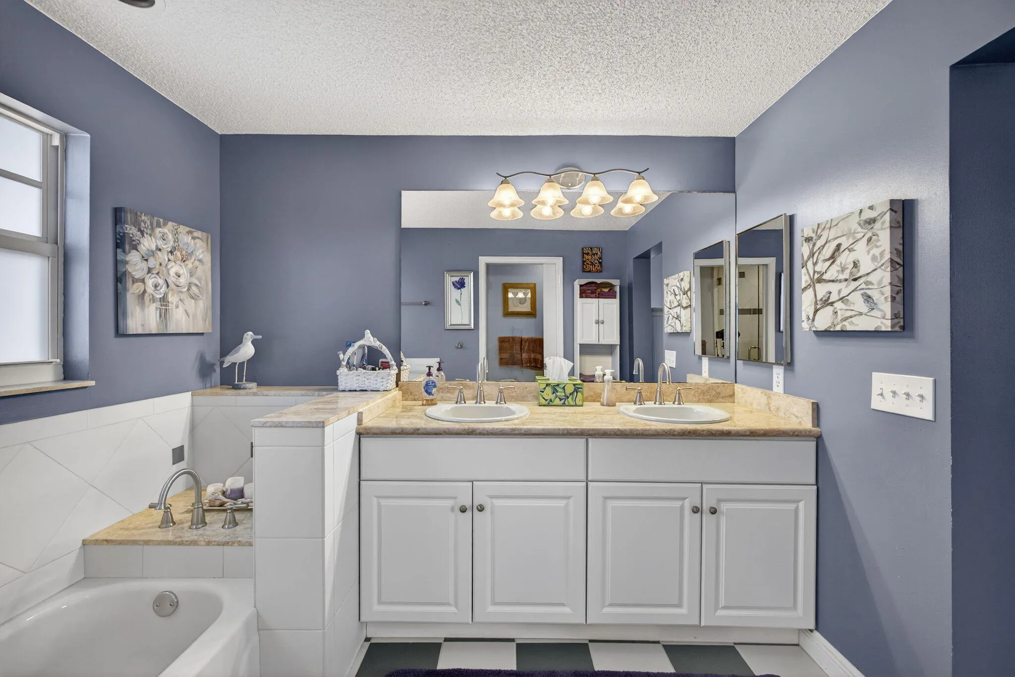 Property photo 38