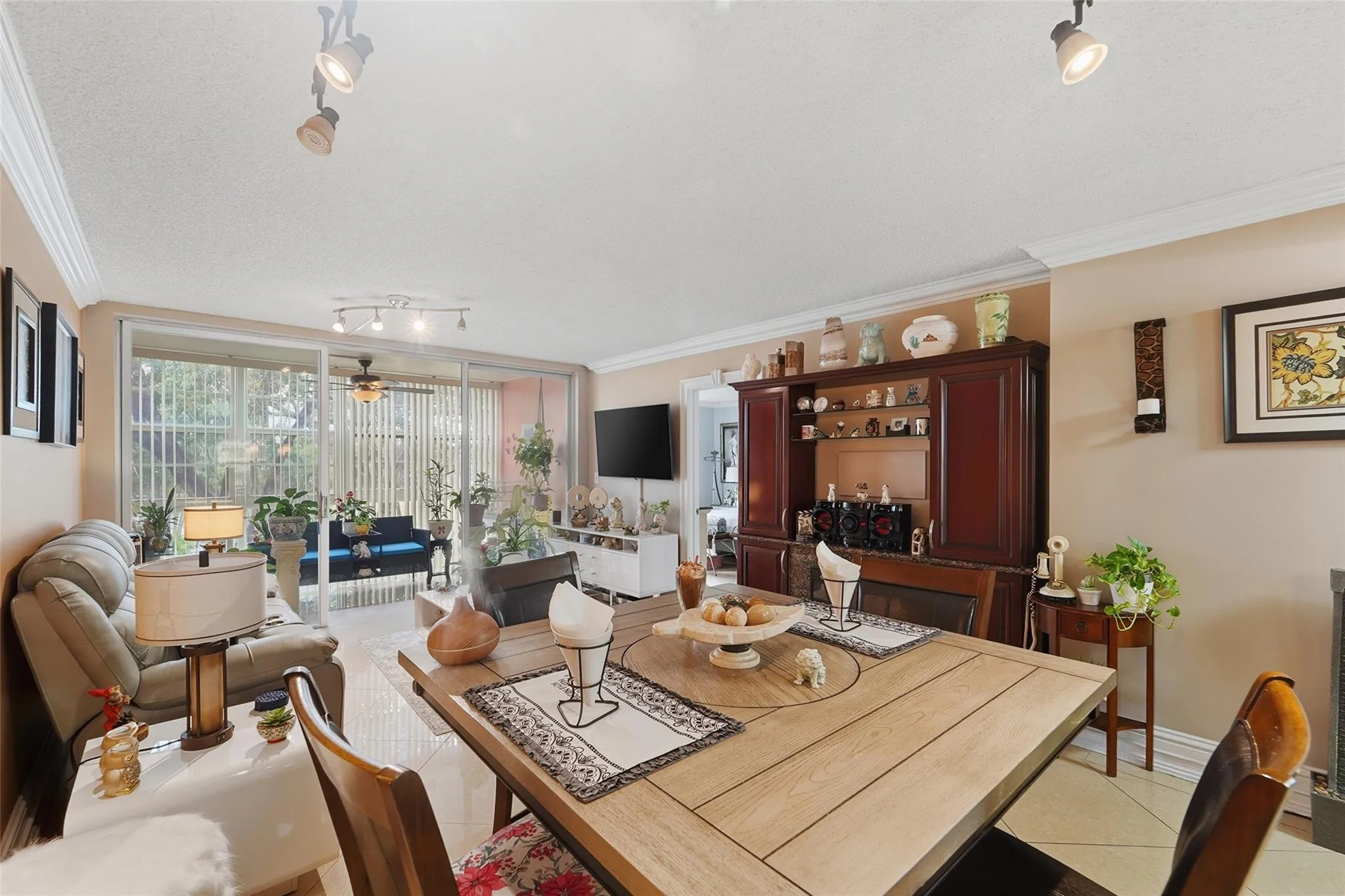 View from the dining into the living room