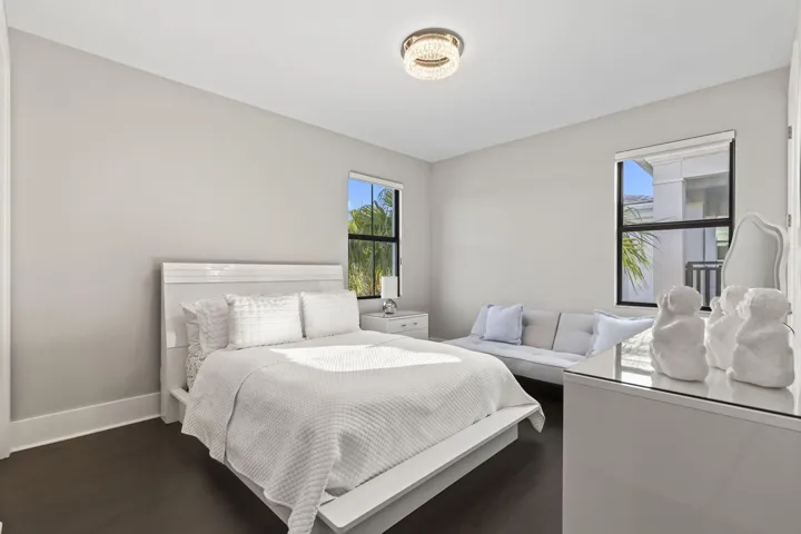 Guest Bedroom 4