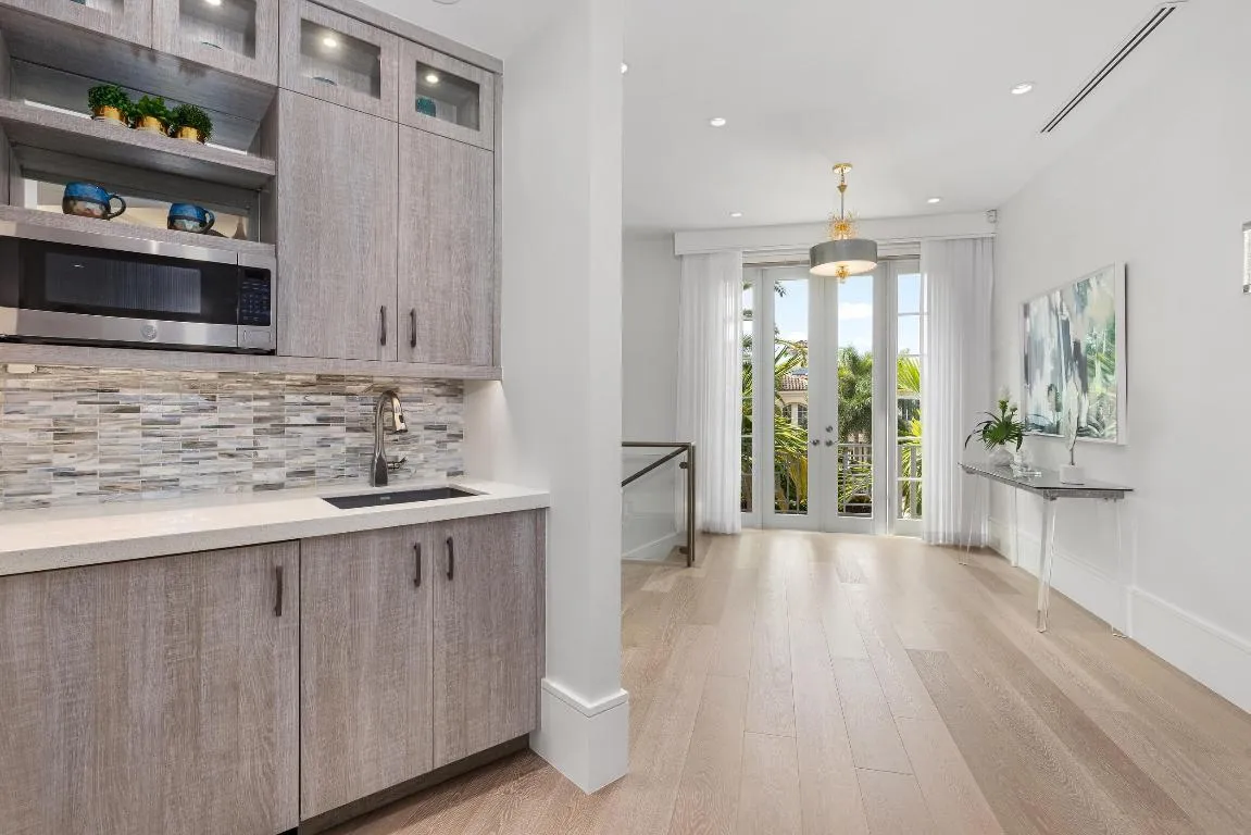 Loft Wet Bar