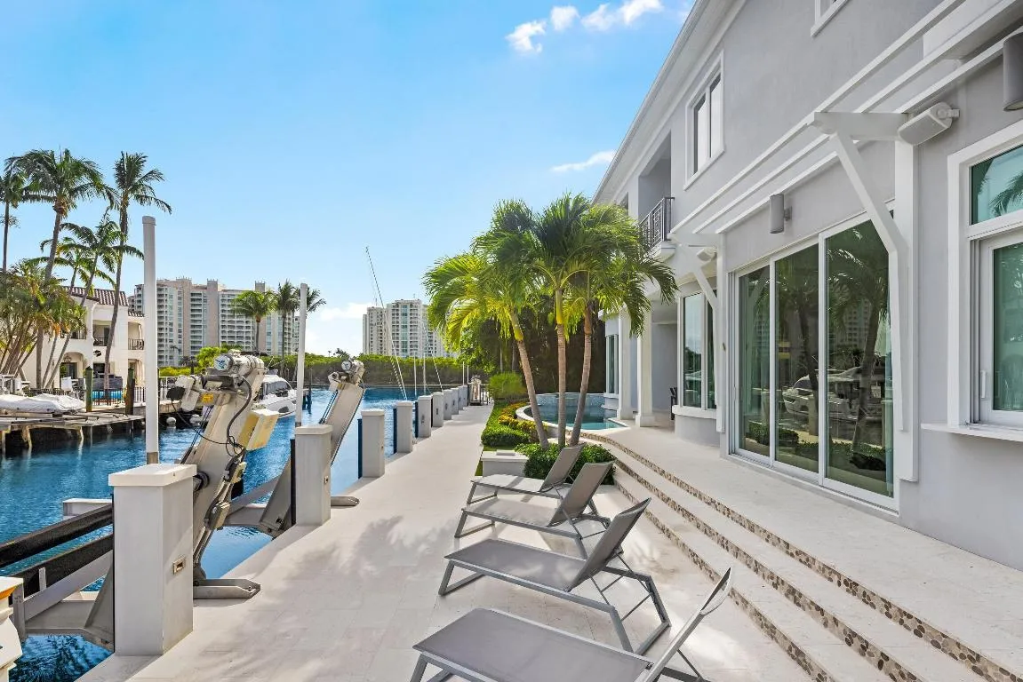 Sun Deck