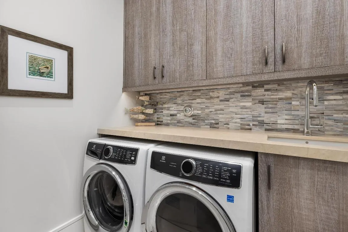 Upstairs Laundry