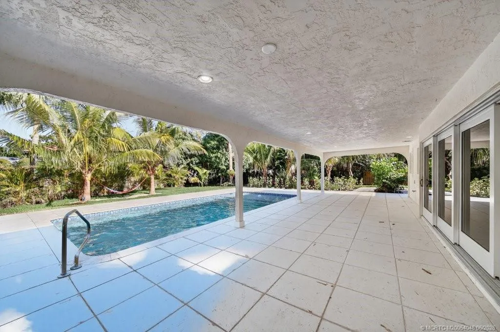 Property photo 43