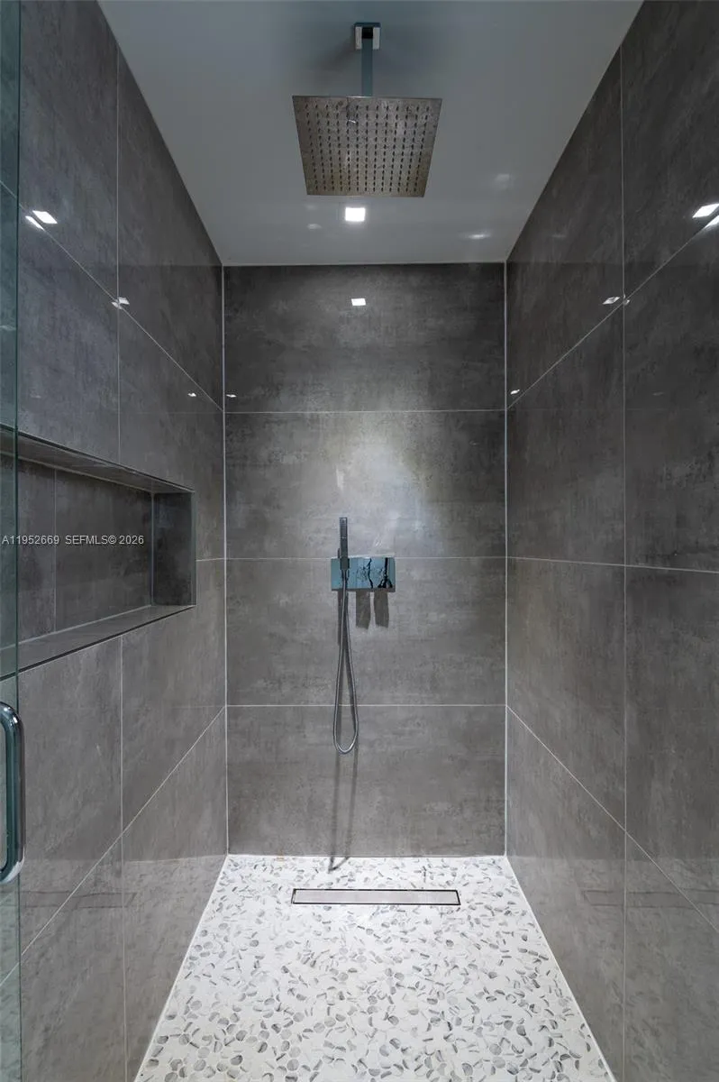 Property photo 68