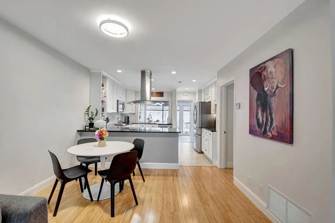 DINING AREA TO KITCHEN