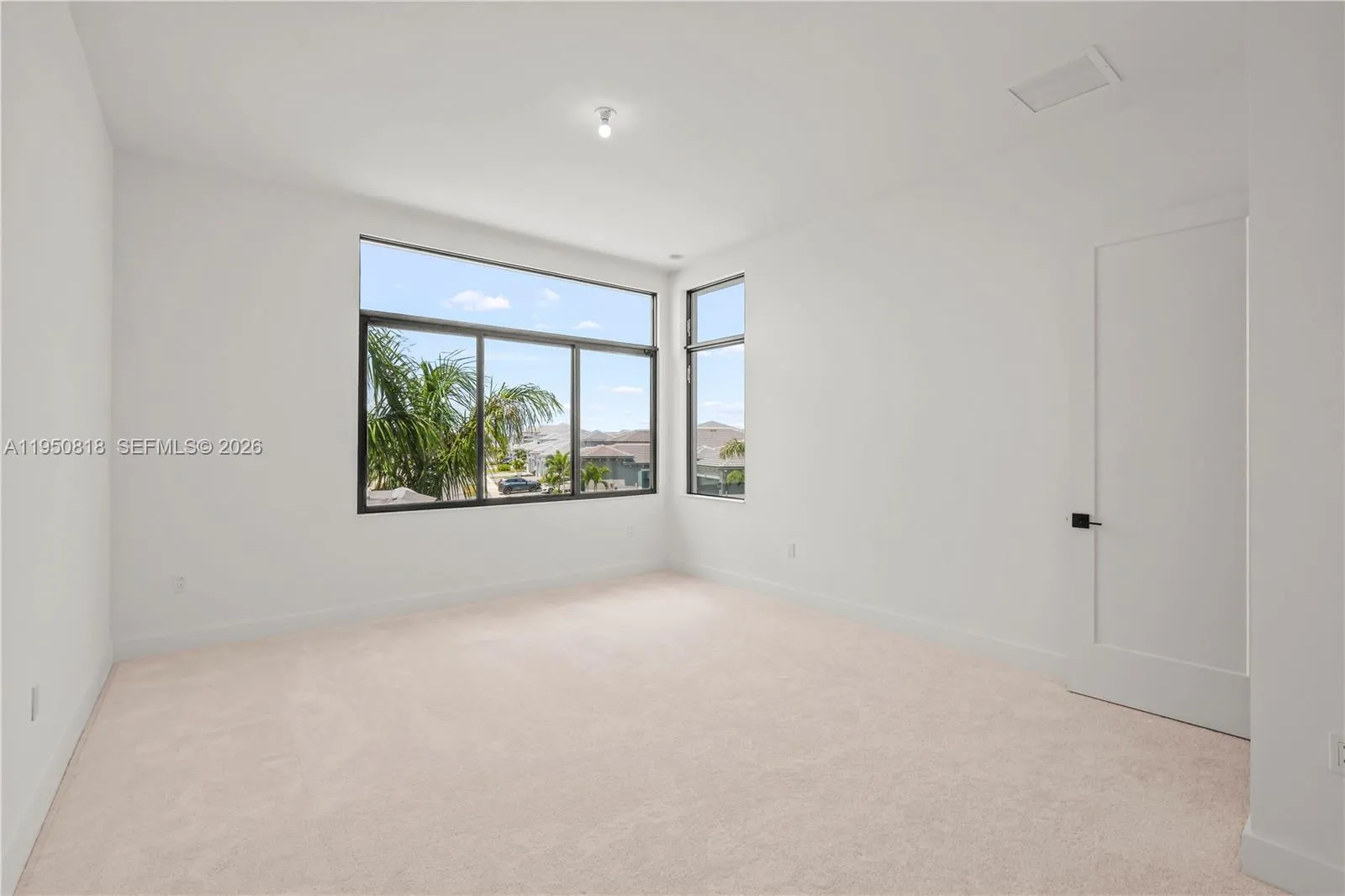 Property photo 121