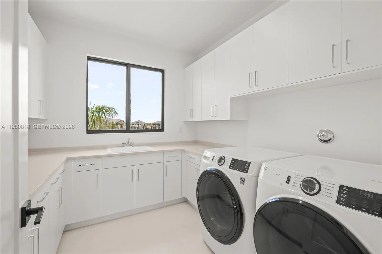Property photo 125