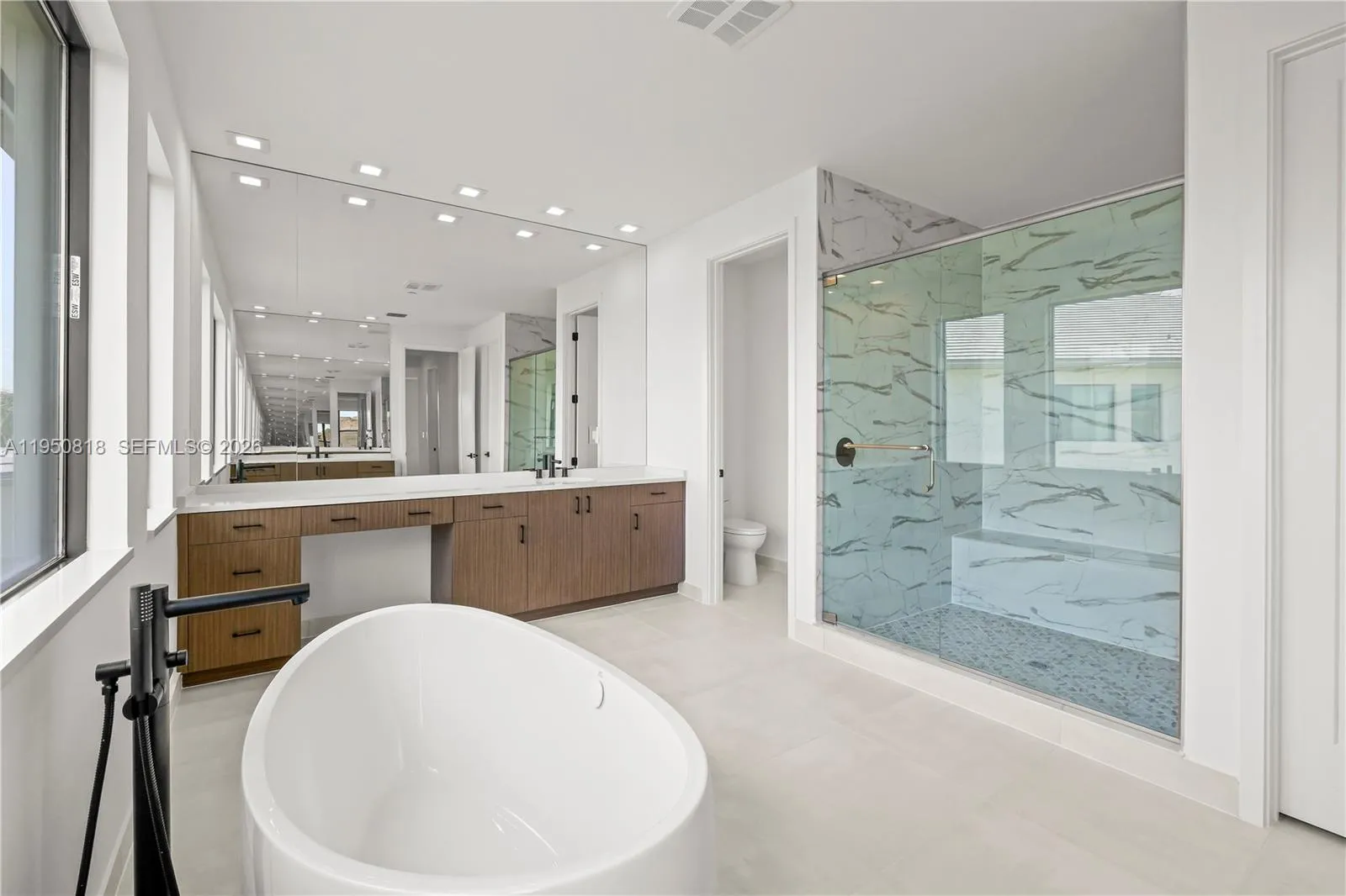 Property photo 89